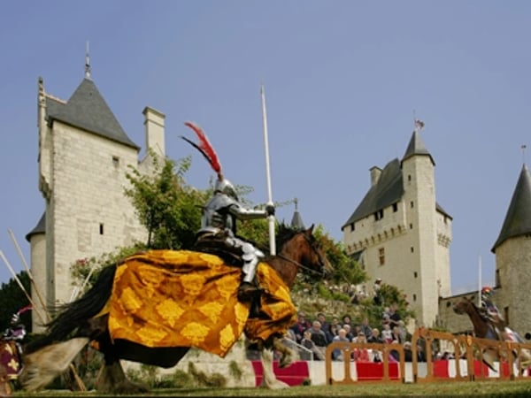 Joutes Equestres au Château du Rivau