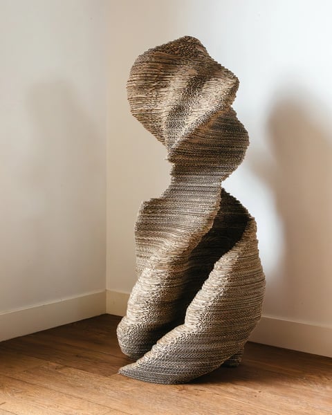 Stephanie Guillet, créations cartonnées