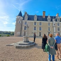 Visite guidée à l'extérieur du Château de Montpoupon