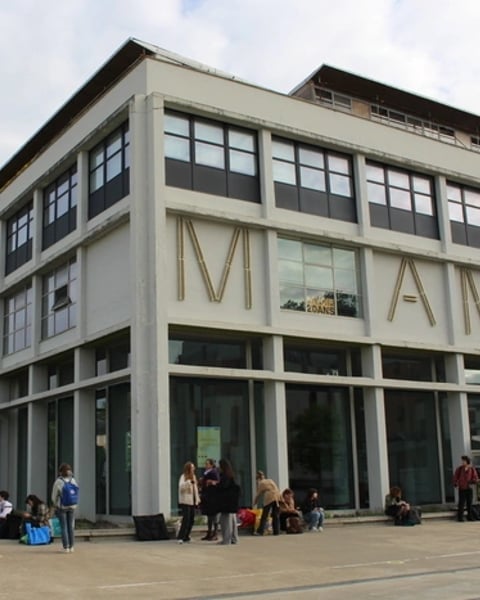 Visites guidées de l'École supérieure d'art et de design TALM-Tours