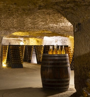 Visitez les Grandes Caves Saint-Roch de la Maison Lacheteau