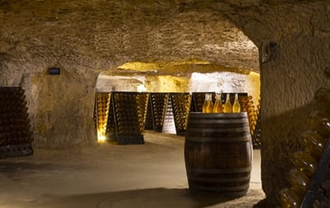 Visitez les Grandes Caves Saint-Roch de la Maison Lacheteau