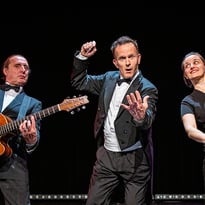 Trois, Quatre,…